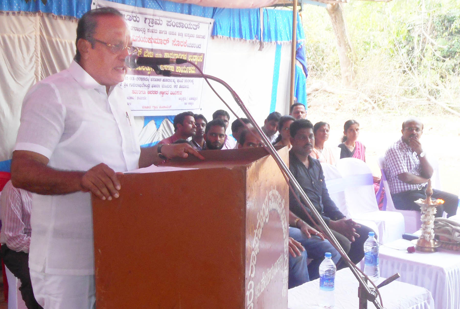 ಗ್ರಾಮ ರೈತ ಸಂಪರ್ಕ ಕಾರ್ಯಕ್ರಮಕ್ಕೆ ಚಿಂತನೆ: ಸೊರಕೆ : ಹೇರೂರಿನಲ್ಲಿ ಗ್ರಾಮ ವಿಕಾಸ ಯೋಜನೆ ಉದ್ಘಾಟನೆ